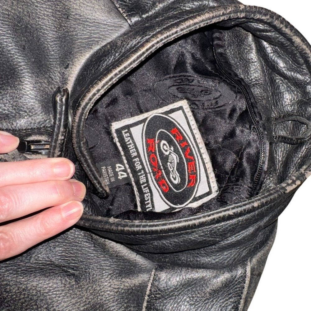 River Road Vintage Men's Size 44 Leather Motorcycle Jacket Heavy Wear Biker - Picture 9 of 10